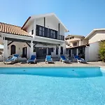 Casa Do Bico Da Biarritz Costa Nova