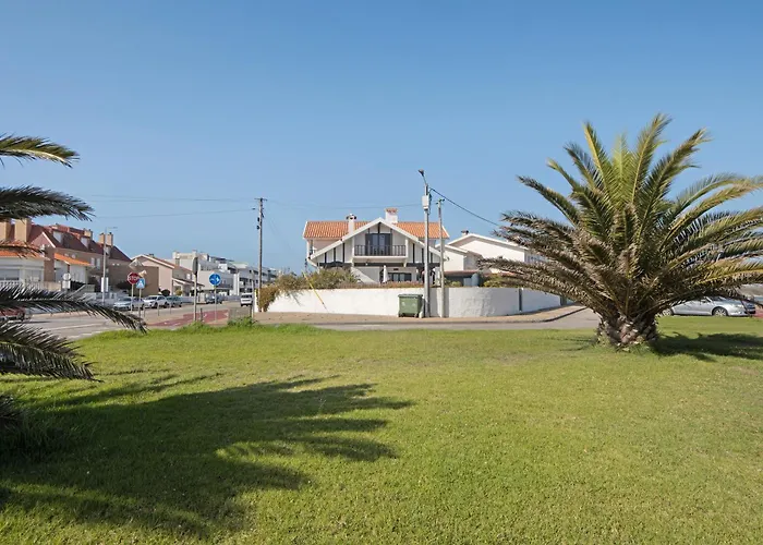 Casa Do Bico Da Biarritz Кошта-Нова